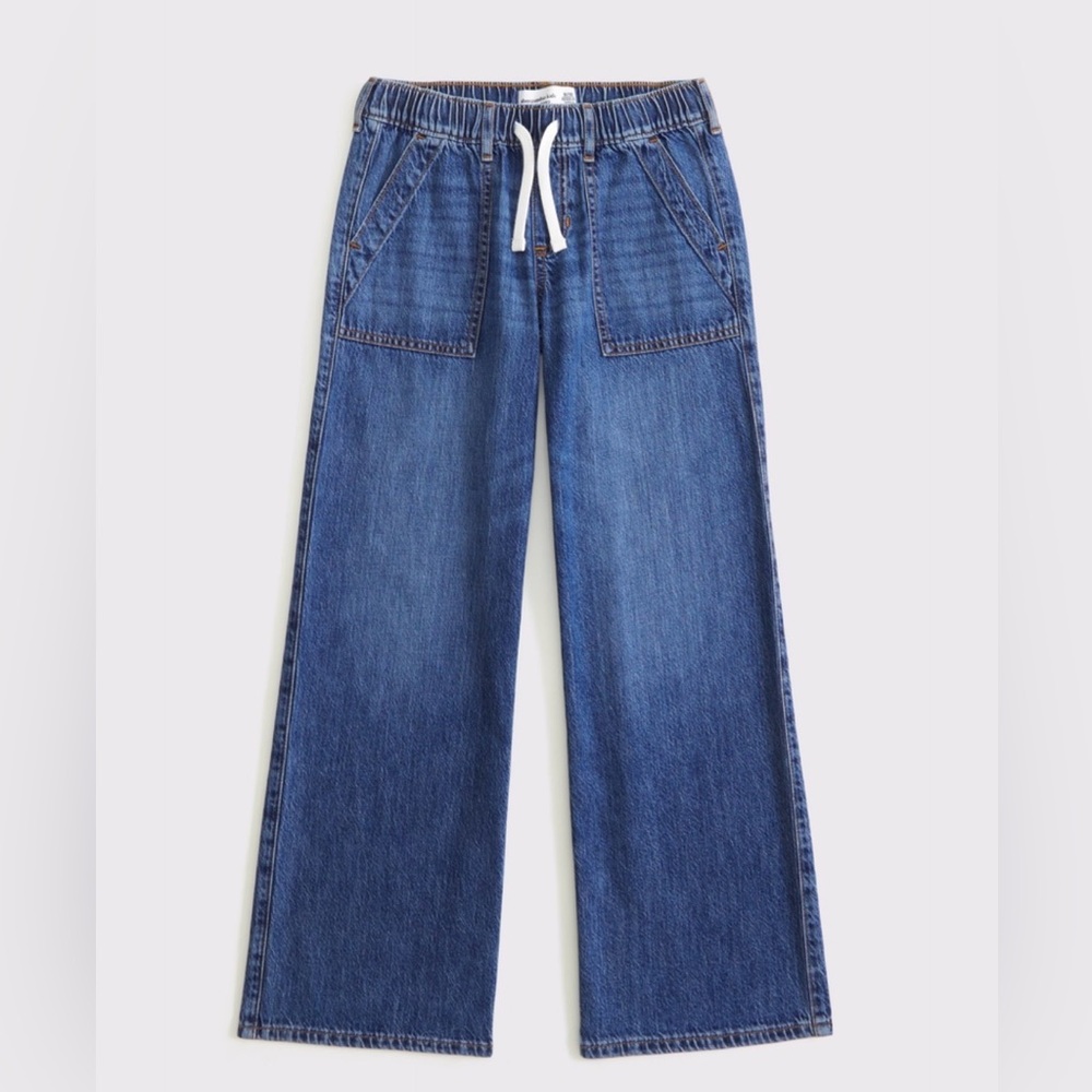 Wide-Leg Blue Denim Pants